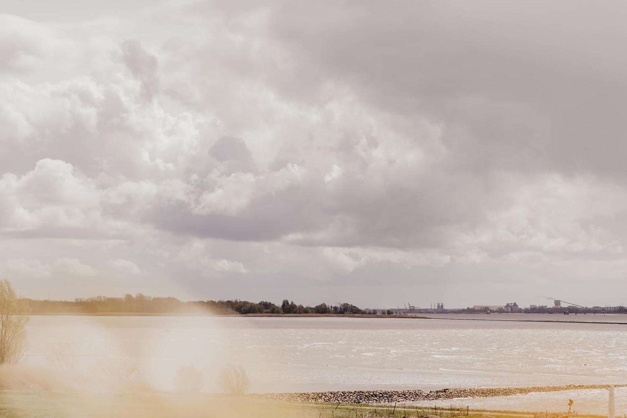 ホテル Faehrhaus Kollmar エクステリア 写真